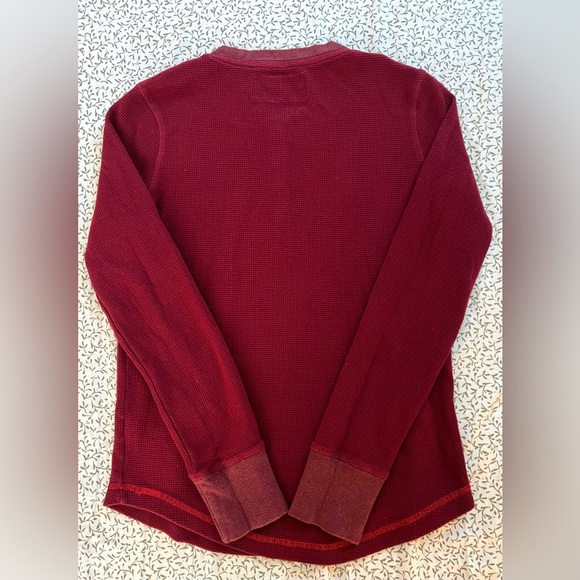LAST CHANCE!! Pact Women’s Henley Long Sleeve Shirt in Burgundy Size Small - Picture 3 of 4